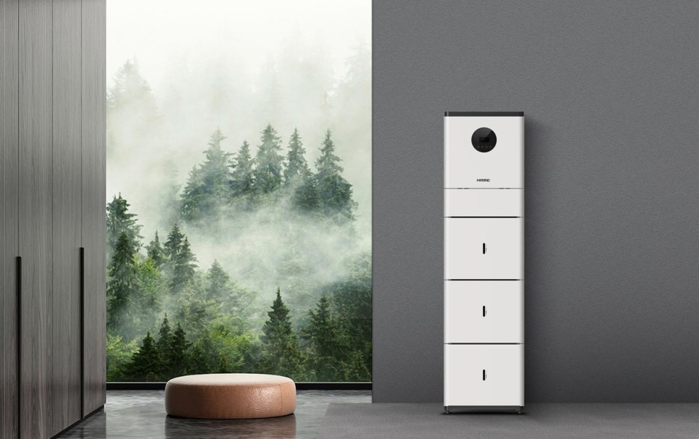 The Pros and Cons of Lithium-Ion Batteries for Home Energy Storage