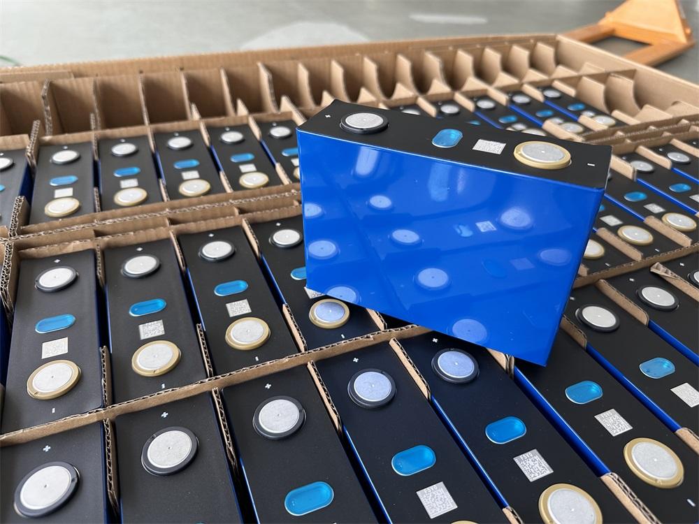China's Lithium Battery Export Controls Reshape Global Energy Landscape