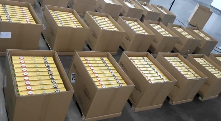 120 pcs Winston 3.2V 300Ah LiFePO4 Battery Cells Shipped to Spain