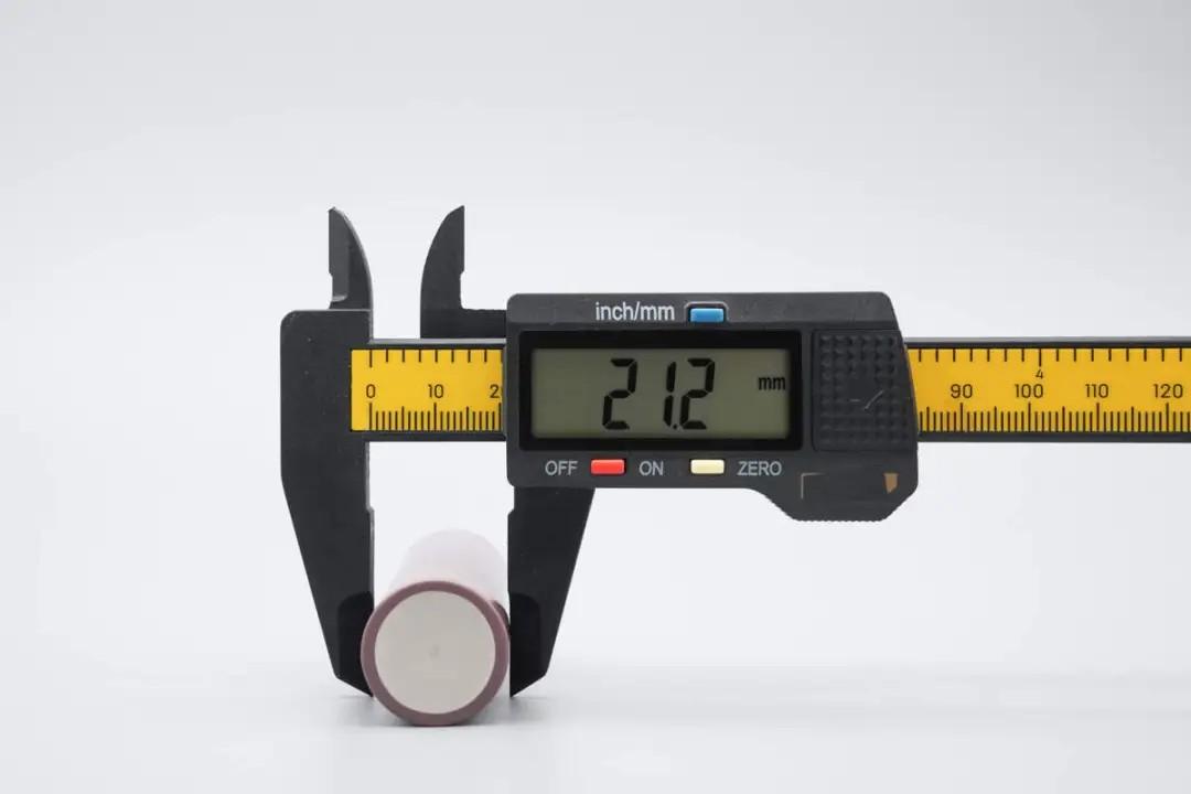 TP INR21700-50SG cell's diameter
