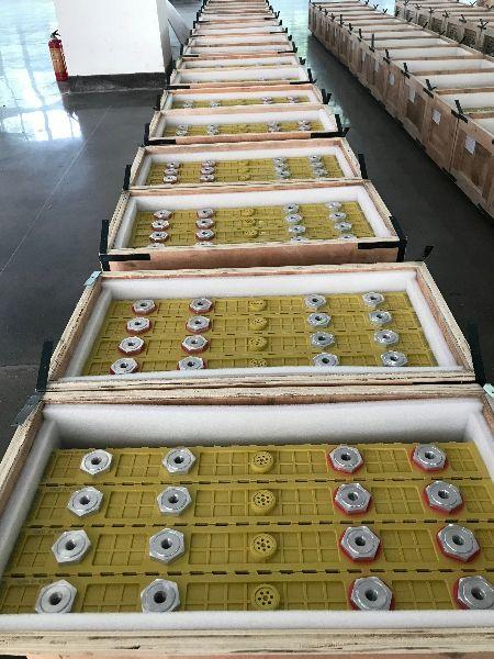 700Ah LiFeYPO4 batteries