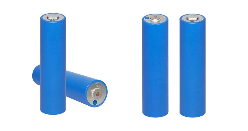 EVE 33140 3.2V 15Ah cylindrical LiFePO4 cell